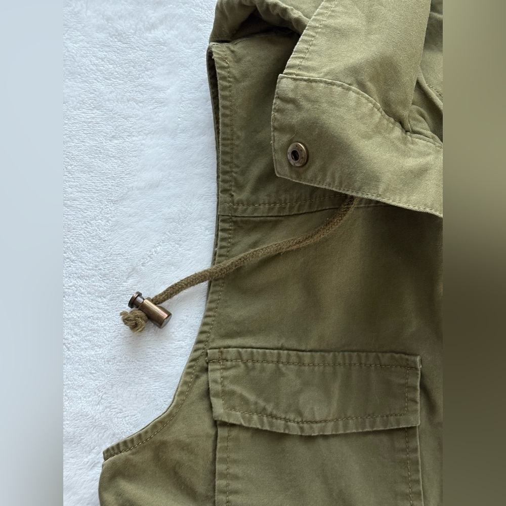 NWOT-Love Tree Cargo Vest - SIze Small. - Picture 7 of 9
